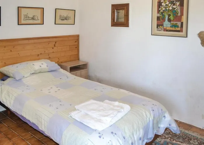 Cozy In Eglise Neuve D'issac